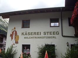 csm_Bild_8_-_Kaeserei_mit_Schutzpatron_Walser_St.Theodul_d1ba876748.jpg